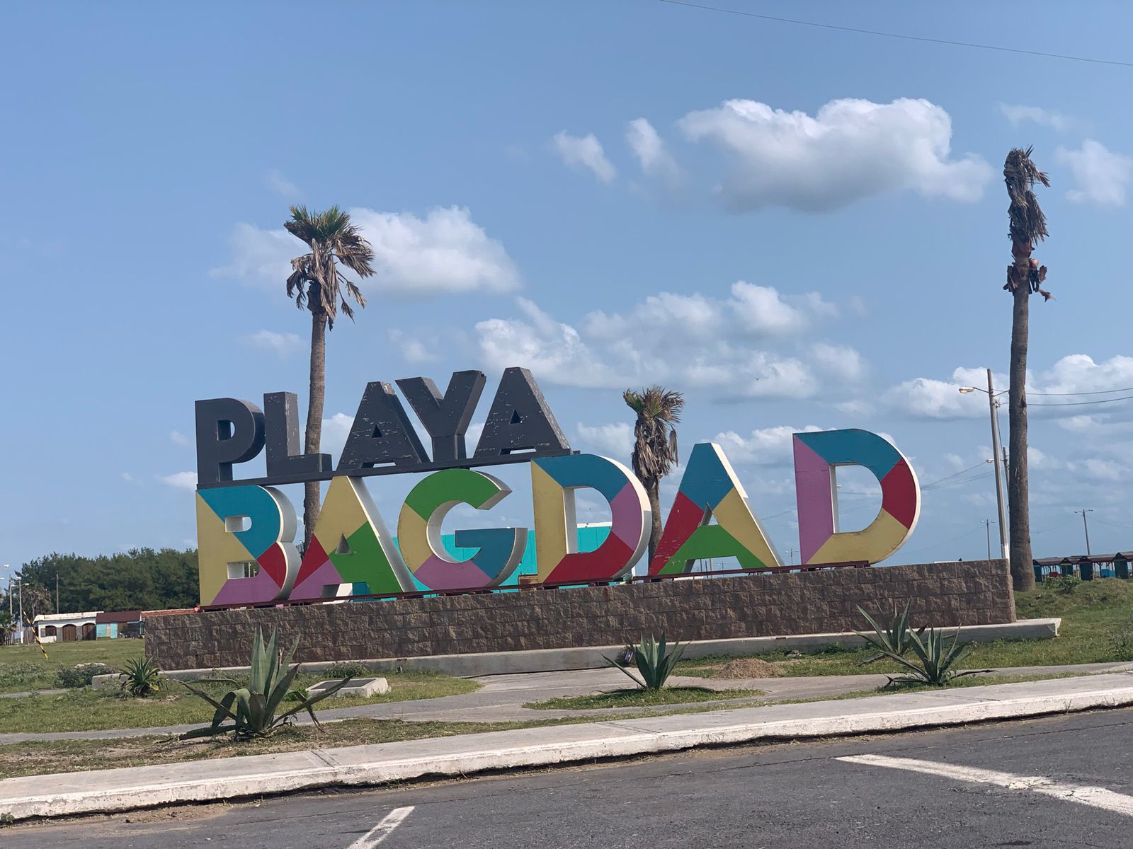 Propondrán regidores cobro digital para servicios en la playa Bagdad –  Periodico El Toston